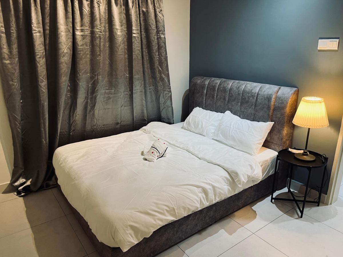 Maxim 2 Bedrooms Mrt Station Cheras Kuala Lumpur Homestay Bagian luar foto