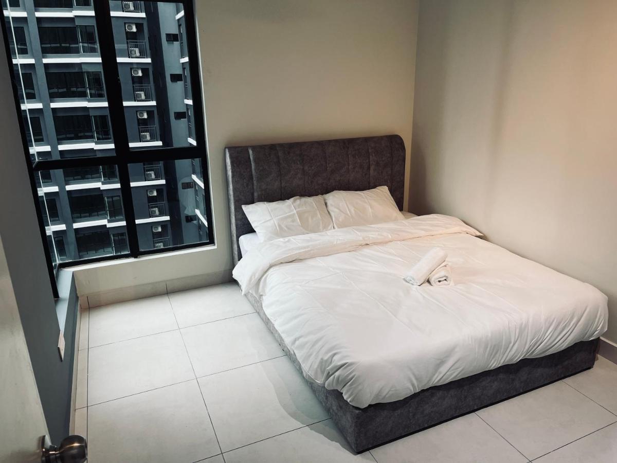 Maxim 2 Bedrooms Mrt Station Cheras Kuala Lumpur Homestay Bagian luar foto