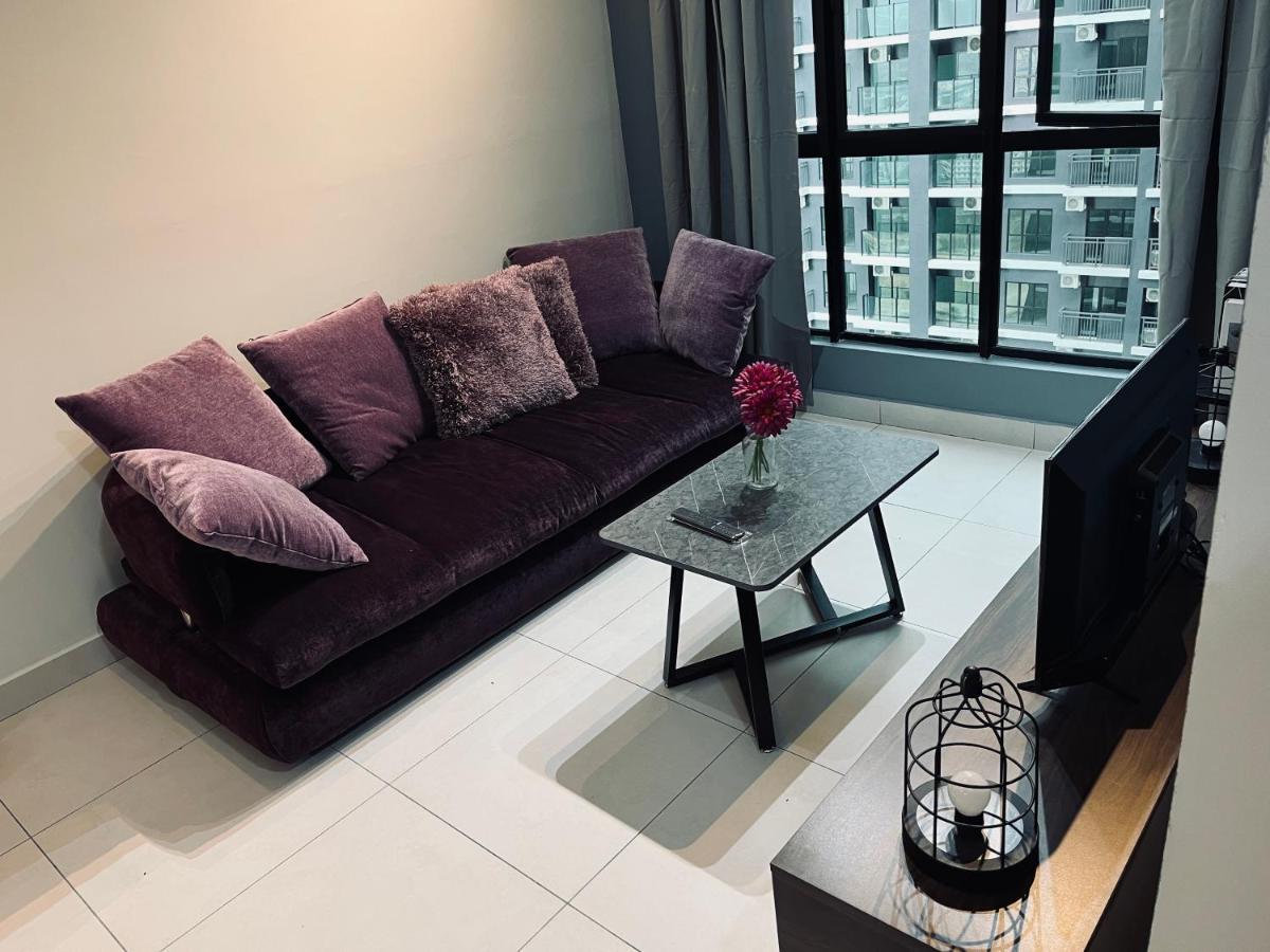 Maxim 2 Bedrooms Mrt Station Cheras Kuala Lumpur Homestay Bagian luar foto