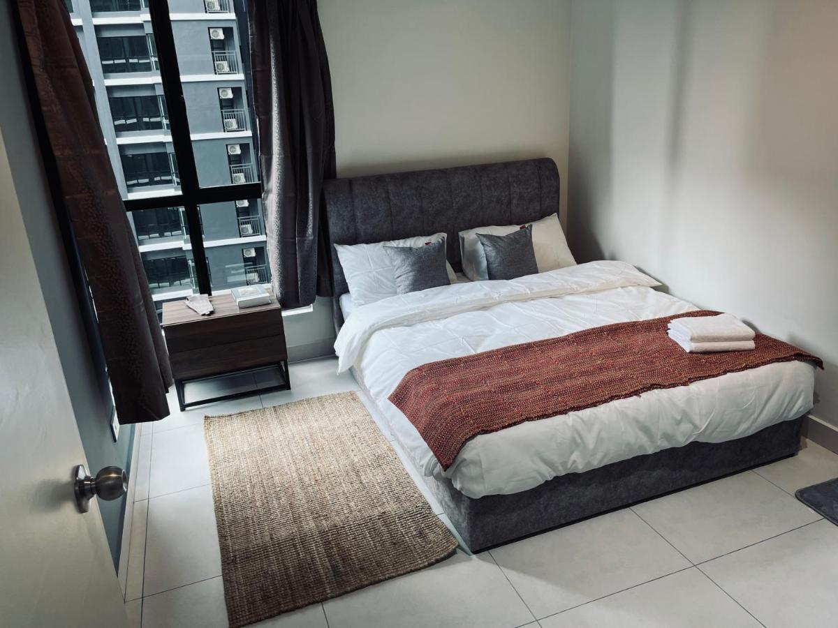Maxim 2 Bedrooms Mrt Station Cheras Kuala Lumpur Homestay Bagian luar foto